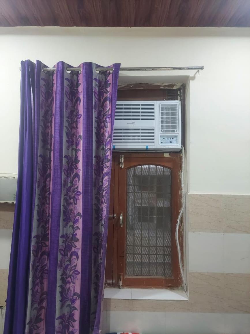 Hit Harivansh Aashray Sadan